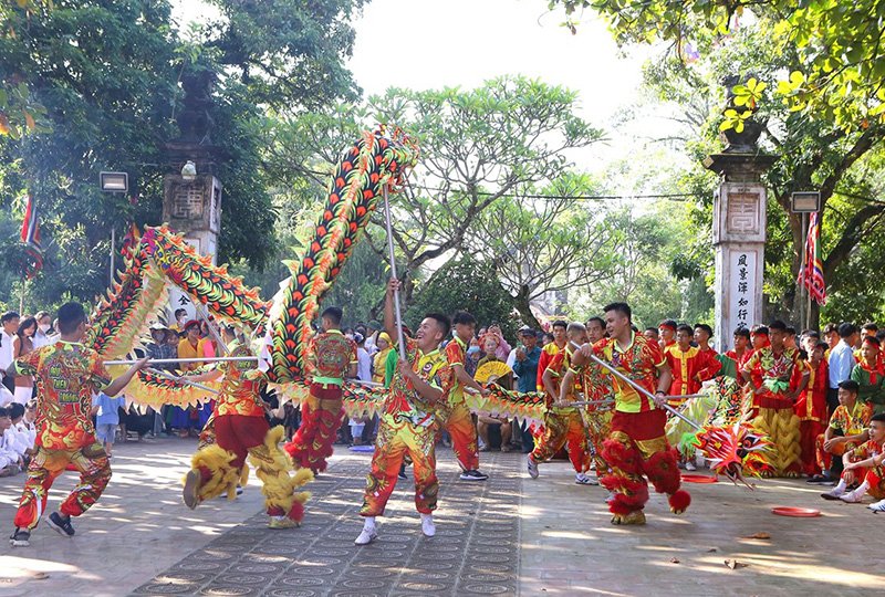 khi-nao-nen-di-du-lich-den-tran-nam-dinh